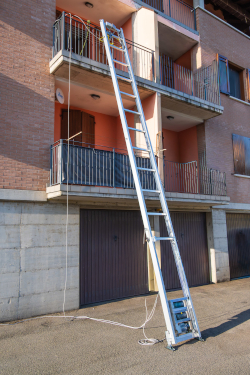 Montaggio motoriduttore e cavi